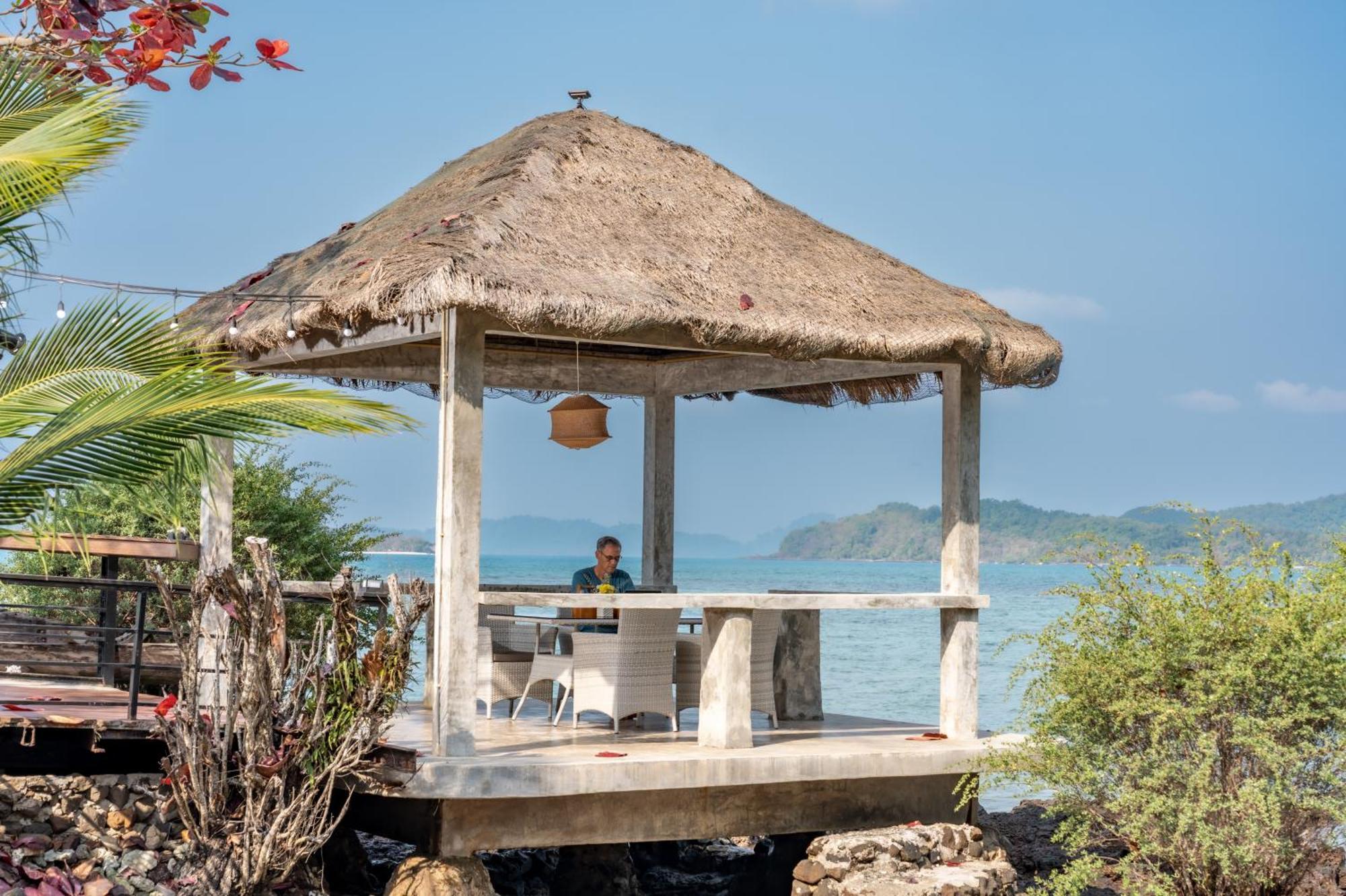 Koh Mak White Sand Beach Exterior photo