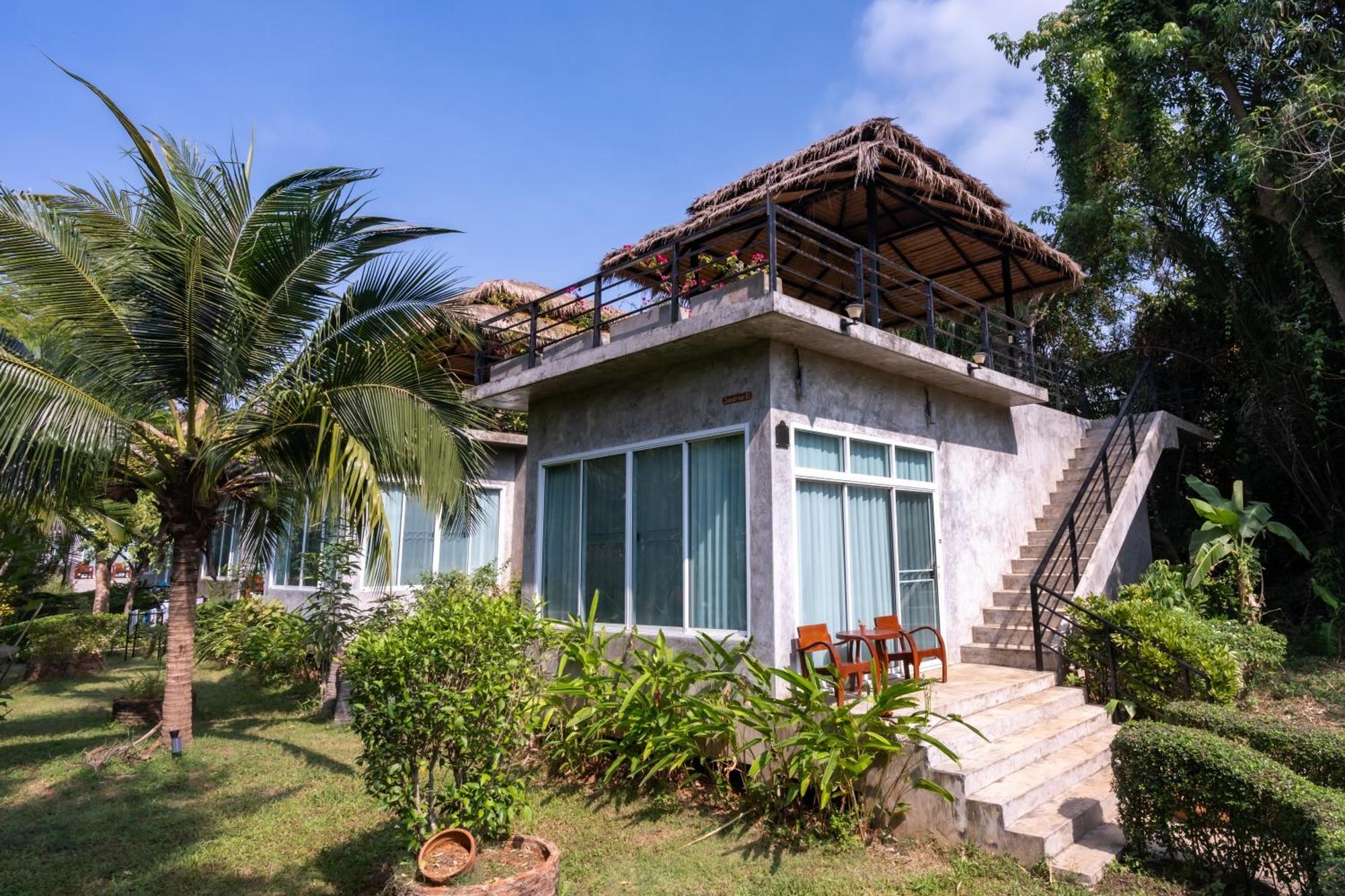 Koh Mak White Sand Beach Exterior photo