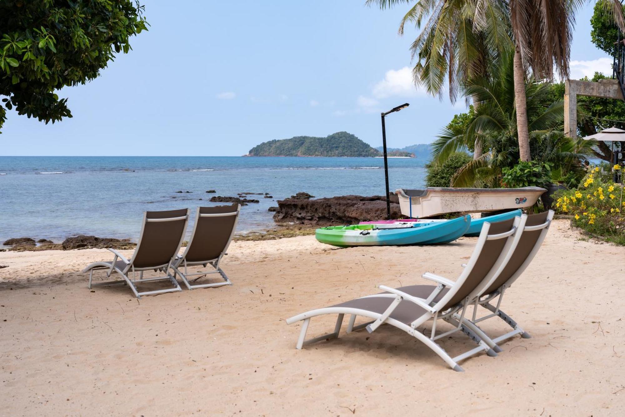 Koh Mak White Sand Beach Exterior photo